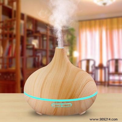 Elevate Your Mood Naturally: Essential Oil Diffuser Blends for Stress, Fatigue, Sadness, and More
