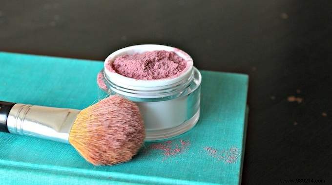 DIY Homemade Blush Recipe: Professional Results for Just Pennies