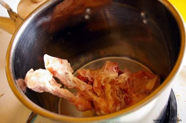 75 Proven Vinegar Uses: Expert Hacks for Cleaning, Health, Home, and More