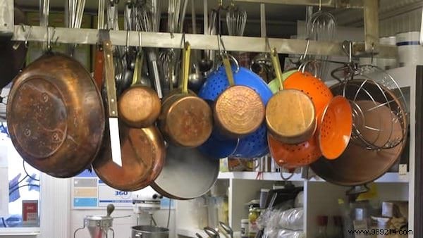 75 Proven Vinegar Uses: Expert Hacks for Cleaning, Health, Home, and More