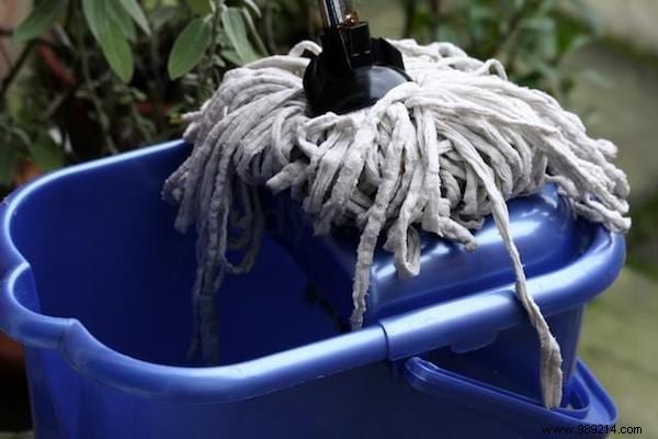 75 Proven Vinegar Uses: Expert Hacks for Cleaning, Health, Home, and More