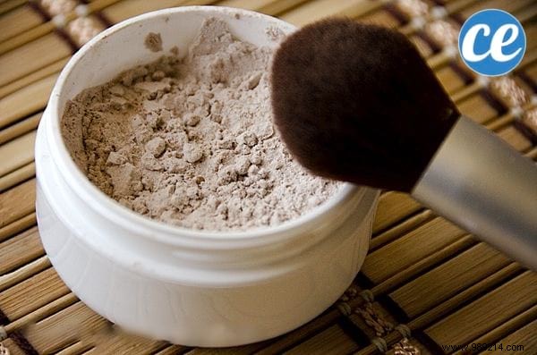 DIY 100% Natural Powder Foundation Recipe: Quick, Easy, and Perfect for Your Skin