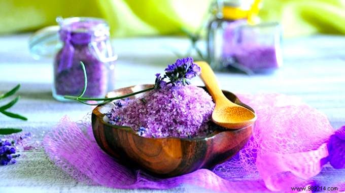 DIY Anti-Stress Lavender Bath Salts: Simple Recipe for Deep Relaxation