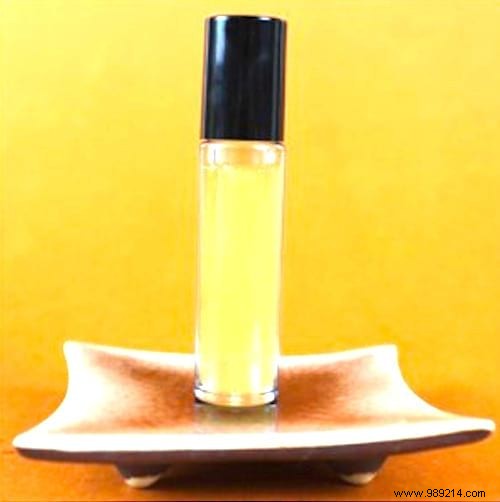 DIY Anti-Aging Eye Serum: Expert Recipe to Smooth Wrinkles and Rejuvenate Skin