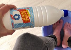 Eliminate Foot Fungus Naturally: My Proven Vinegar Foot Soak Remedy