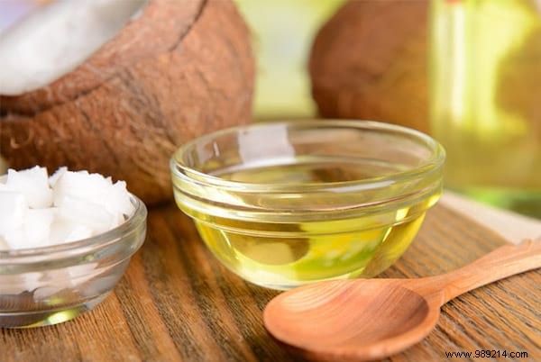 Natural Cough Relief: Honey and Coconut Oil Chest Poultice – A Time-Tested Remedy