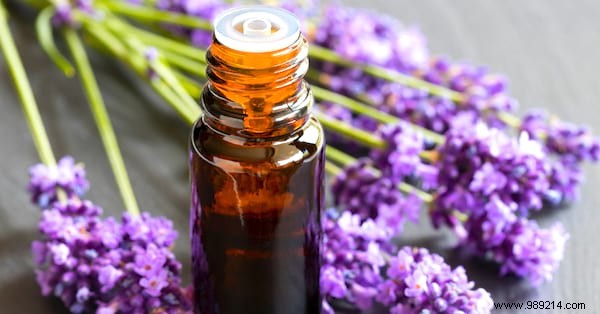 6 Must-Have Essential Oils for Your Home Medicine Cabinet
