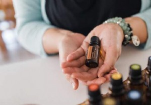 14 Essential Oils for Women s Health and Wellness: Expert Recommendations
