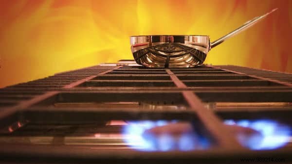 10 Proven Ways to Stay Cool in Scorching Heat Without Air Conditioning