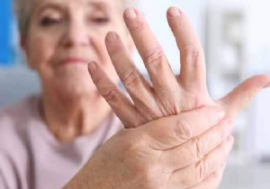 Natural Joint Pain Relief: The Simple Apple Cider Vinegar Compress Remedy