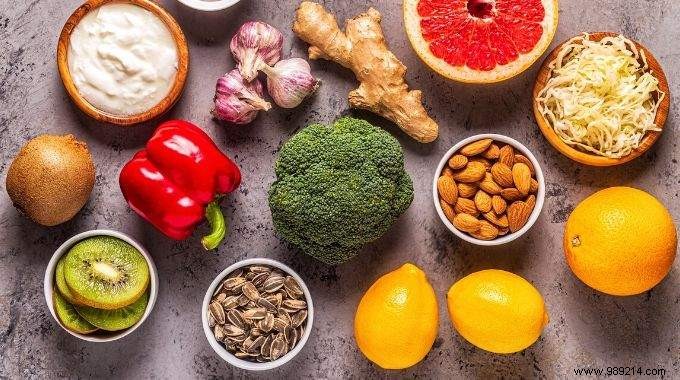 15 Proven Foods to Strengthen Your Immune System Against Viruses Like Coronavirus