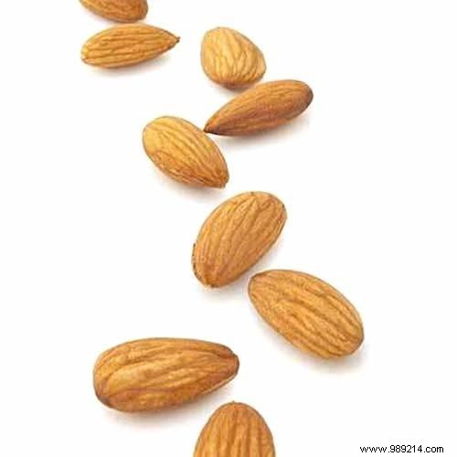 15 Proven Foods to Strengthen Your Immune System Against Viruses Like Coronavirus