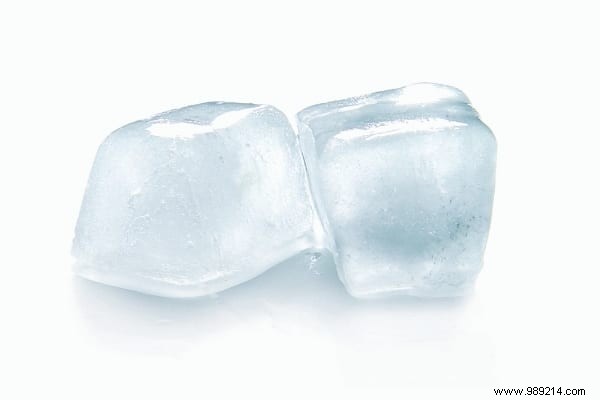 11 Science-Backed Home Remedies to Heal Cold Sores Fast