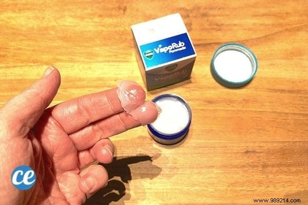 7 Dangerous Misuses of Vicks VapoRub and Their Health Risks