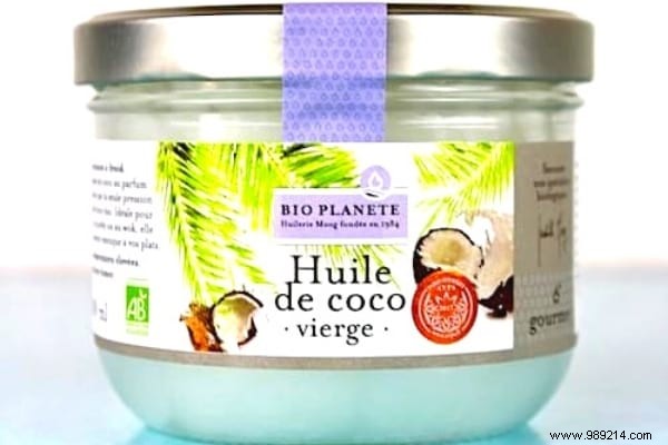 4 Science-Backed Benefits of Coconut Oil for Teeth: The Power of Oil Pulling