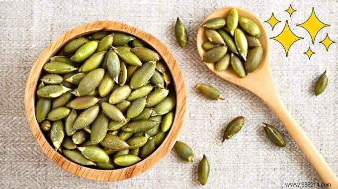10 Science-Backed Health Benefits of Pumpkin Seeds