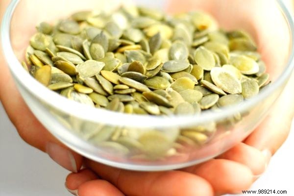 10 Science-Backed Health Benefits of Pumpkin Seeds