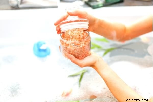 17 Dermatologist-Recommended Natural Remedies for Scalp Psoriasis Relief