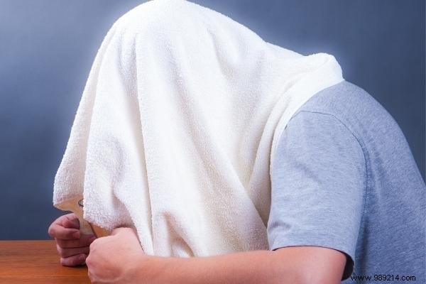 6 Safe, Natural Ways to Unclog Your Ear at Home – Trusted Remedies