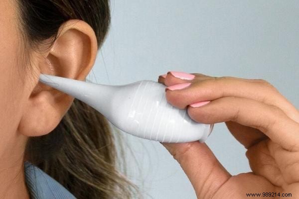 6 Safe, Natural Ways to Unclog Your Ear at Home – Trusted Remedies