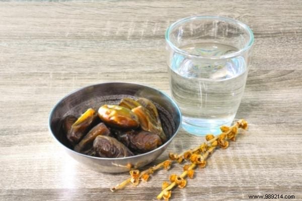 26 Proven Natural Laxatives for Fast, Effective Constipation Relief