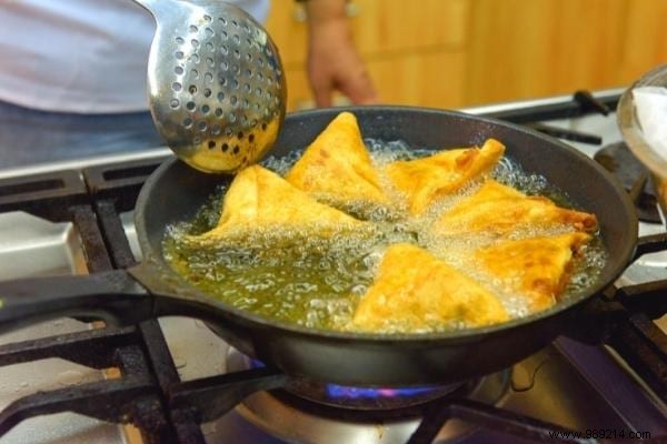 11 Highest-Cholesterol Foods: 7 Nutritious Ones to Enjoy and 4 to Limit for Heart Health