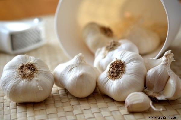 12 Kidney-Supporting Foods to Eat and 6 to Avoid for Optimal Health