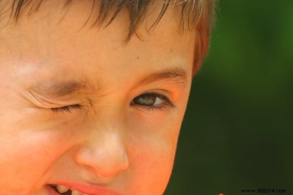 5 Proven Tips from My Optician Sister to Quickly Remove Dust from Your Eye