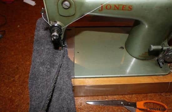 DIY Beach Towel Bag with Built-in Pillow: Easy Step-by-Step Sewing Tutorial