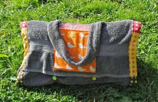 DIY Beach Towel Bag with Built-in Pillow: Easy Step-by-Step Sewing Tutorial