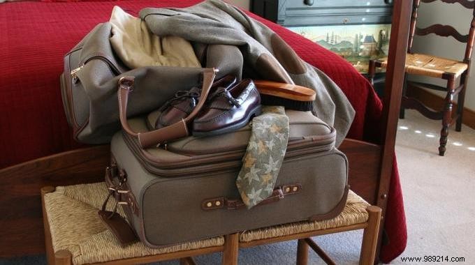 7 Proven Tips to Pack Light Like a Seasoned Globetrotter