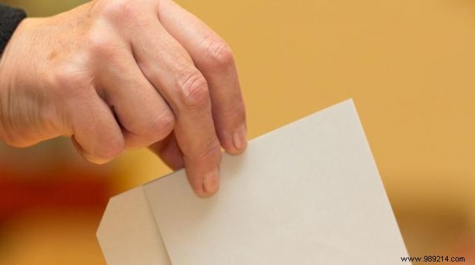 Belgium s Radical Proposal: Selecting Senators by Lottery to Revive True Democracy – Why Not France?