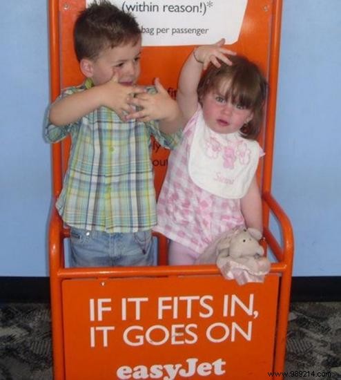 12 Essential Pre-Flight Checklist Items for a Stress-Free Journey