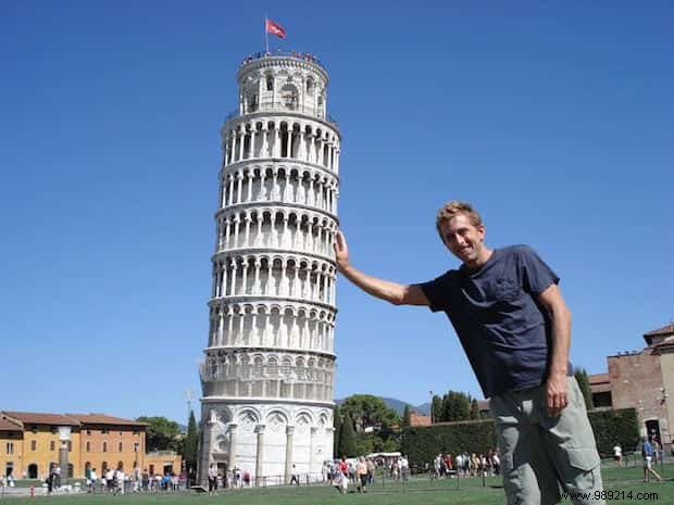 Dream vs. Reality: 19 Iconic Travel Destinations Through Real Traveler Photos