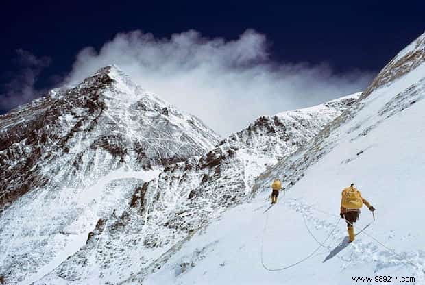 Dream vs. Reality: 19 Iconic Travel Destinations Through Real Traveler Photos