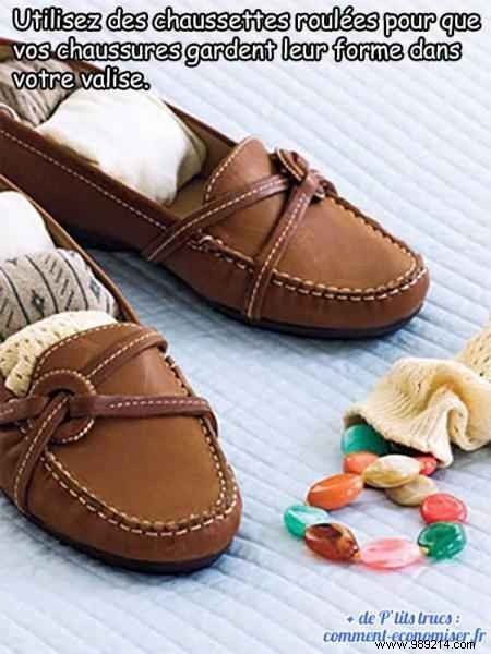 Travel Expert s Proven Hack: Pack Shoes Without Damage in Your Suitcase