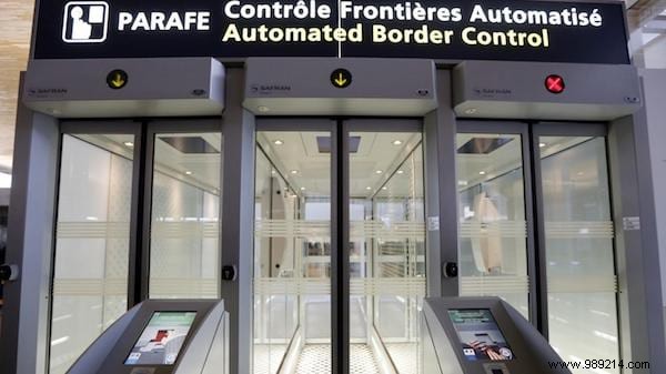 21 Expert Travel Hacks to Save Time and Money on Your Next Vacation