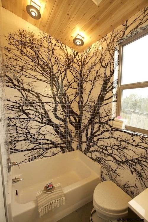 The Ohana: Two Tiny Houses Linked by a Veranda, Perfect for Family Living