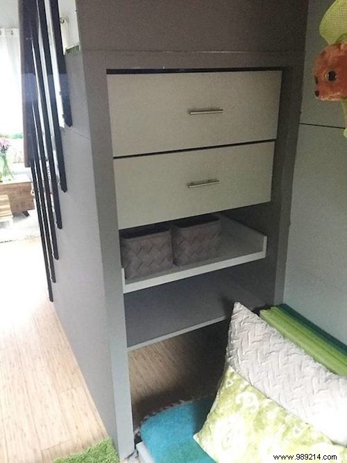 The Ohana: Two Tiny Houses Linked by a Veranda, Perfect for Family Living