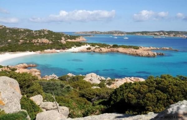 16 Budget-Friendly Destinations for Unforgettable Travel Without Breaking the Bank