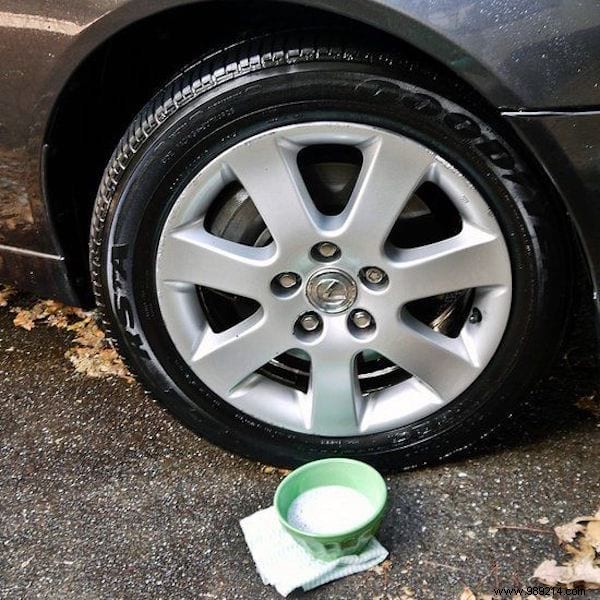 15 Proven DIY Car Cleaning Hacks to Restore Your Vehicle s Like-New Shine