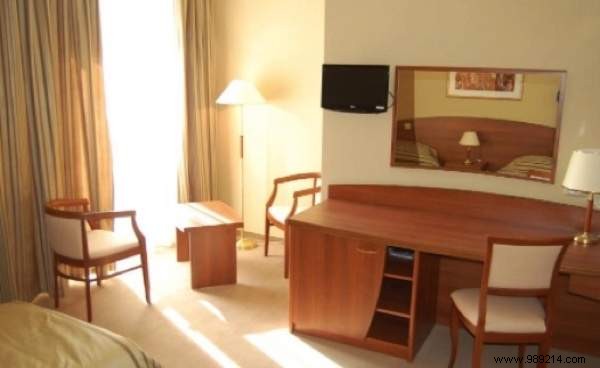 12 Expert Hotel Hacks for a Flawless Family Stay