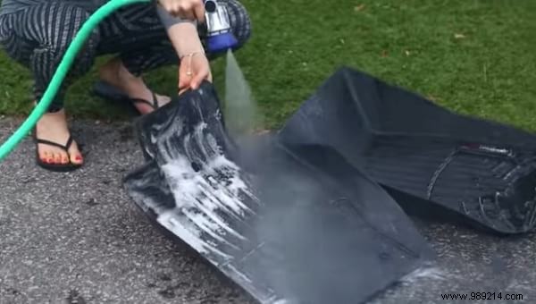 How to Deep Clean Rubber Car Mats Like New: Proven Pro Tips