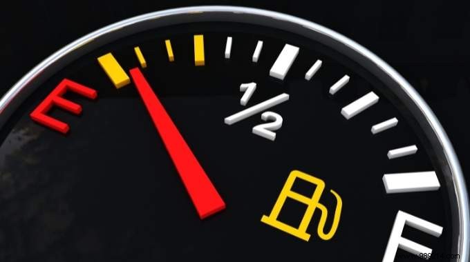Why You Should Never Drive on Reserve Fuel: Engine Risks and Costly Repairs