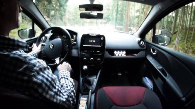 Save Fuel and Enhance Safety: Use Engine Braking Instead of Neutral