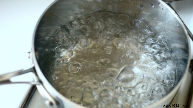 Boil Water Faster and Save Energy: The Simple Lid Trick That Works Every Time