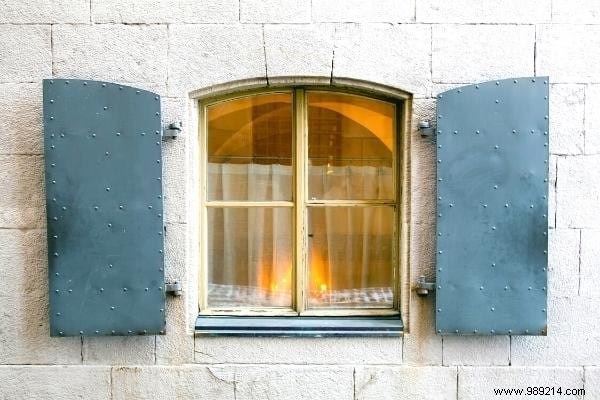 17 Bad Habits Skyrocketing Your Electricity Bills – Proven Fixes to Save €145+ Yearly