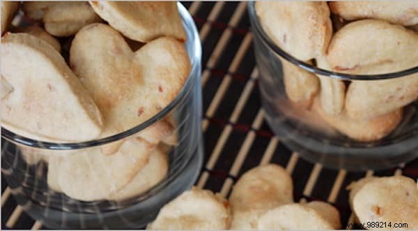 4 Easy Homemade Dog Treat Recipes: Healthy, Affordable Snacks Your Pup Will Love