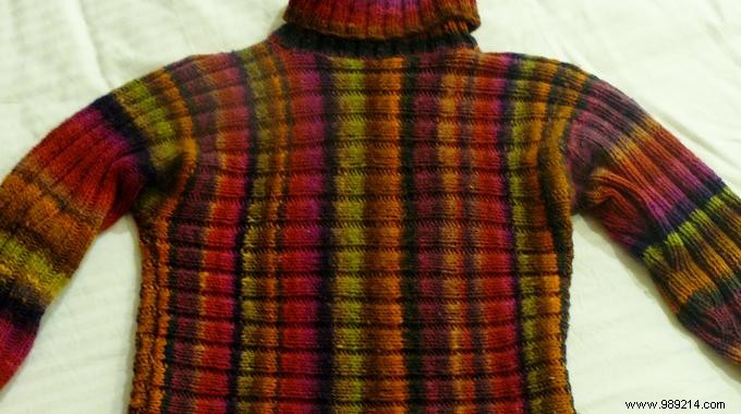 How to Fix a Snag in Your Sweater: Simple No-Sew Repair