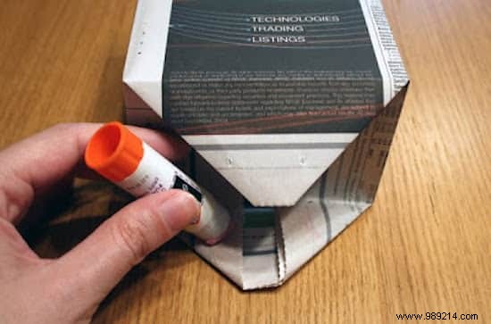 DIY Newspaper Gift Bags: Easy Step-by-Step Tutorial for Eco-Friendly Wrapping